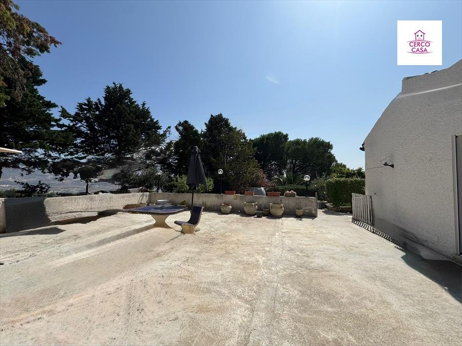 Casa indipendente con giardino in panoneve, Buseto Palizzolo