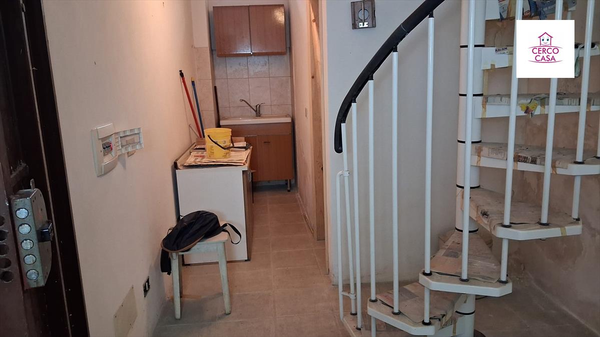 Monolocale da ristrutturare in via villanova, Trapani
