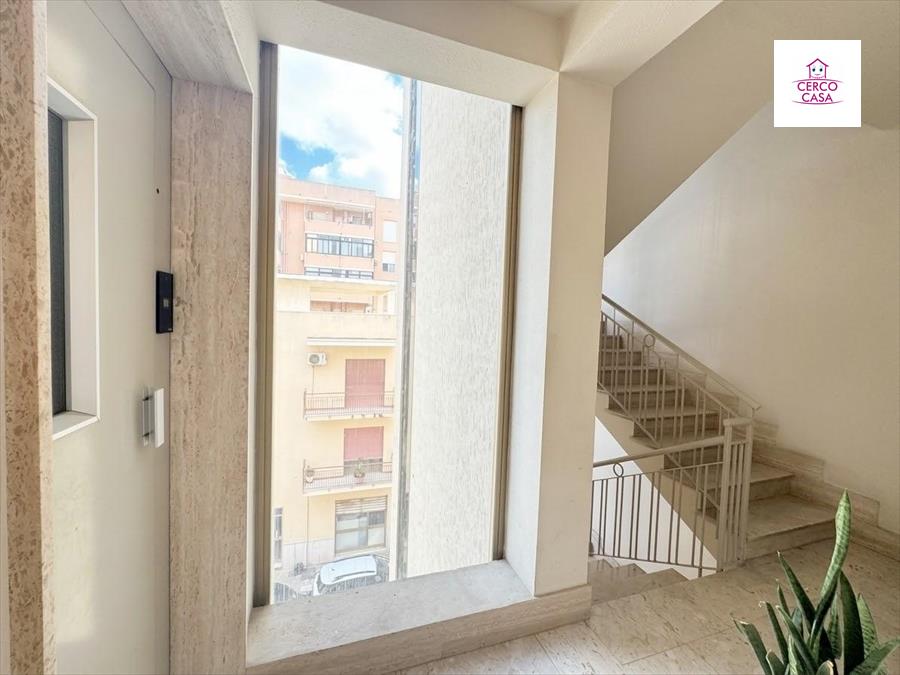 Quadrilocale con box, Trapani piazza martiri d'ungheria