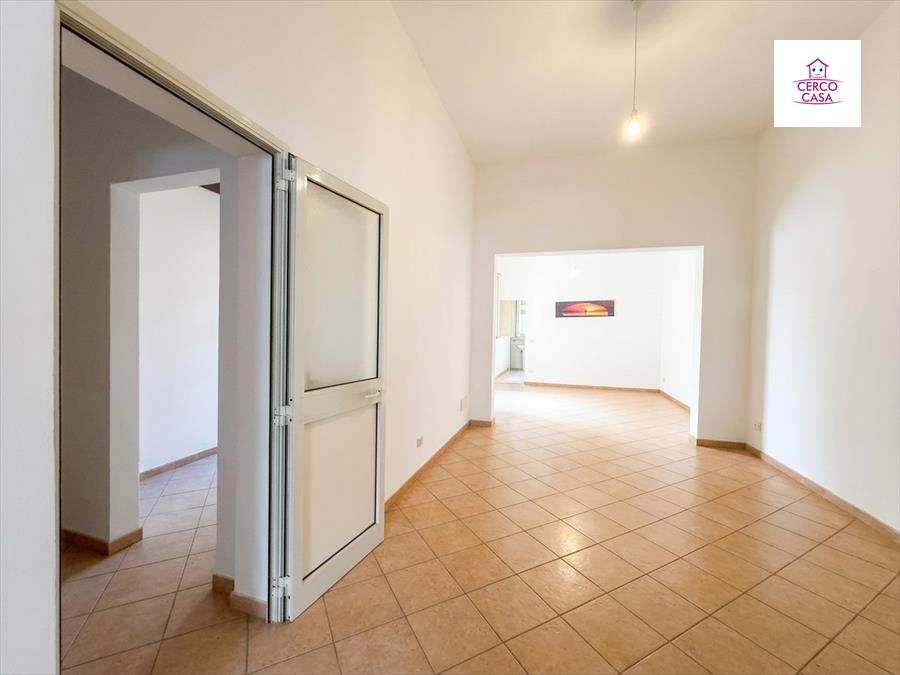 Attivit� commerciale con giardino, Trapani zona ospedale
