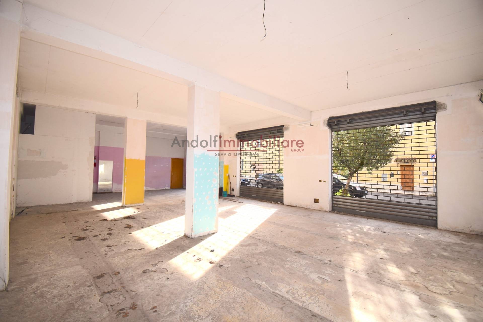 Locale commerciale in vendita a Itri