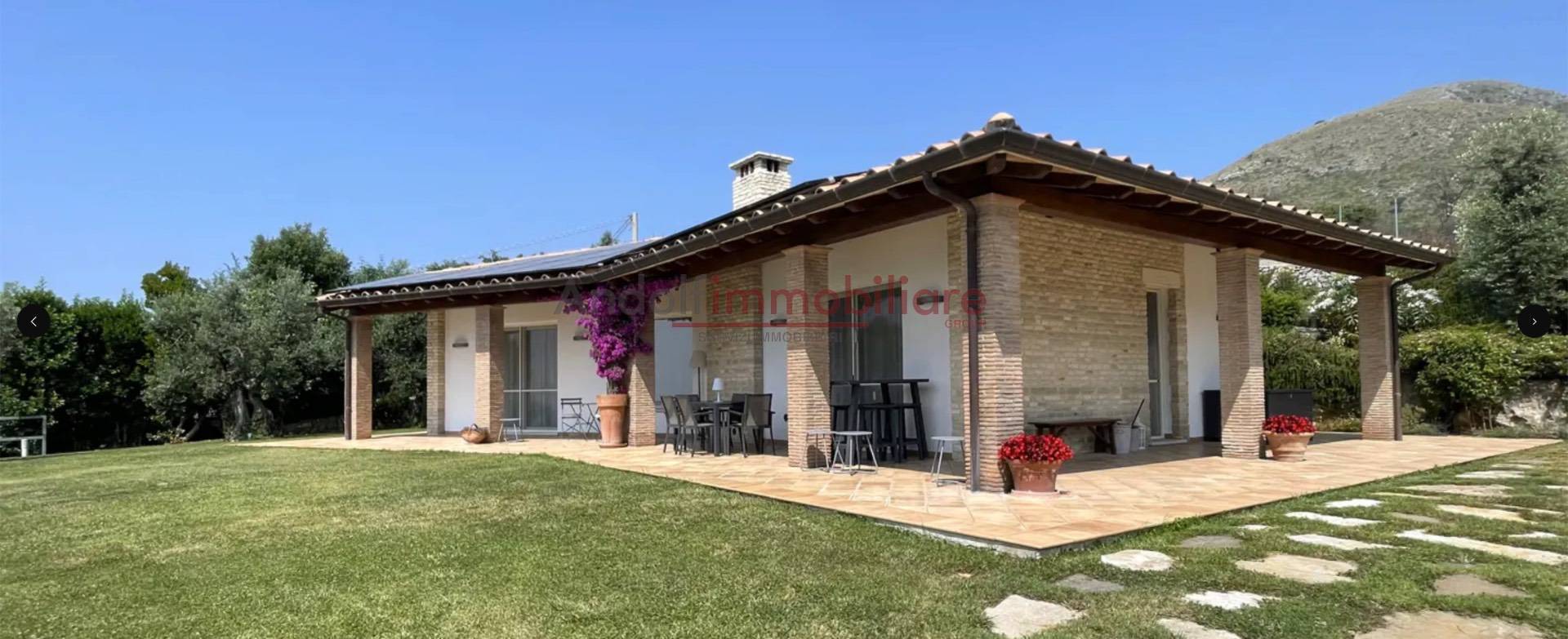 Villa in vendita a Itri