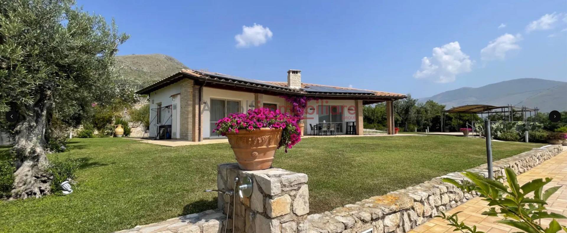 Villa in vendita a Itri