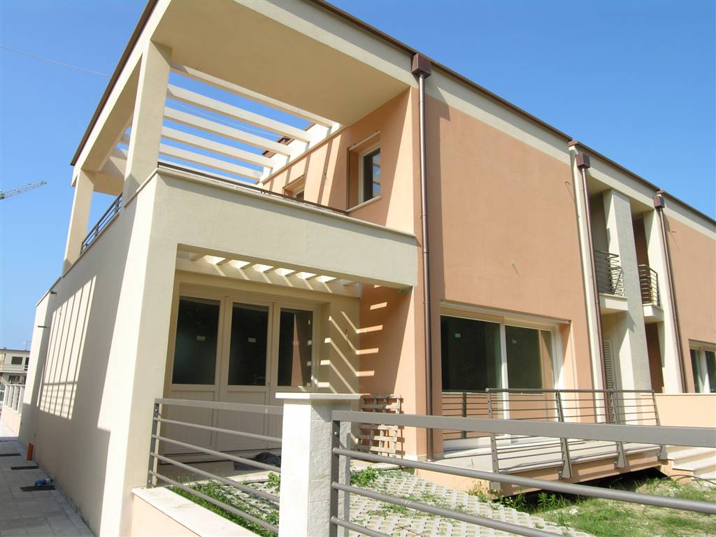 Villa nuovo a Camaiore - lido di camaiore - 01, Foto