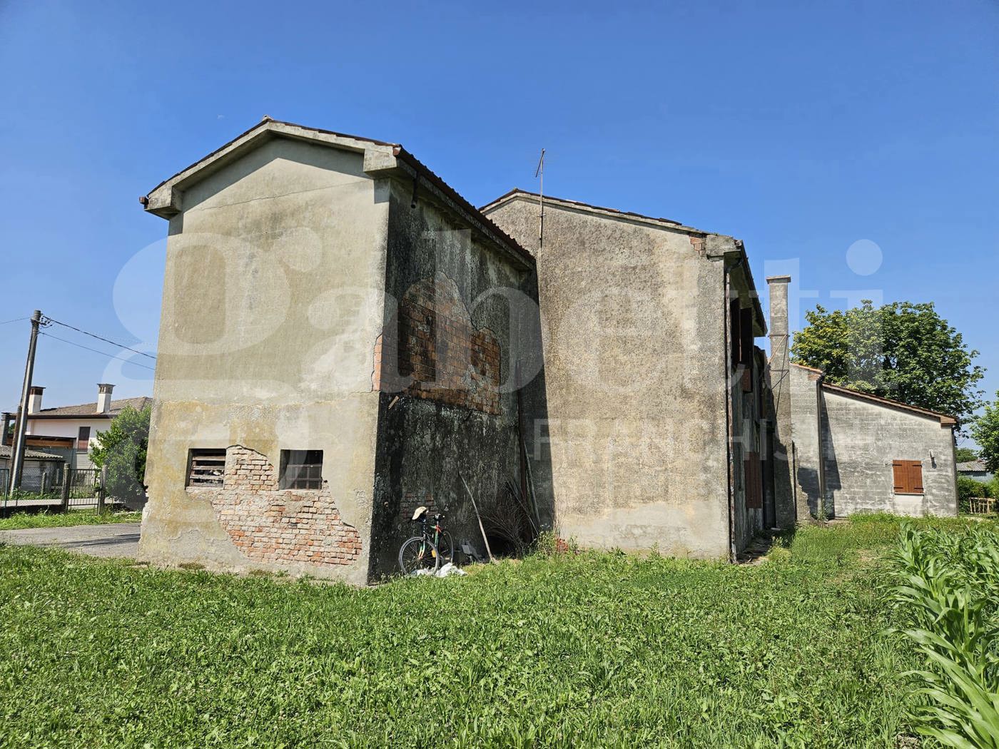 Rustico con giardino a Candiana