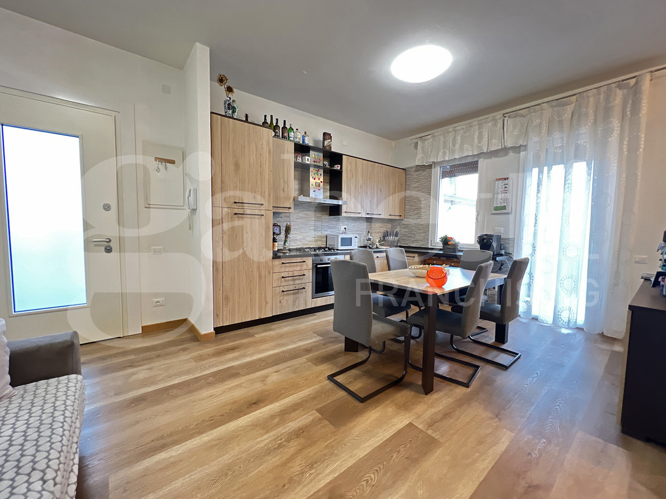 Villa con giardino a Legnaro