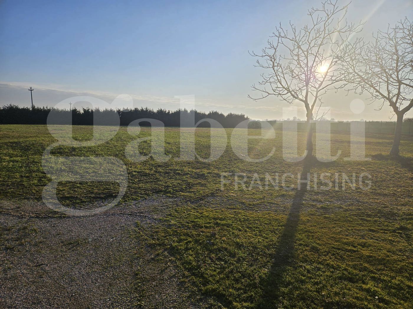 Villa con giardino a Correzzola