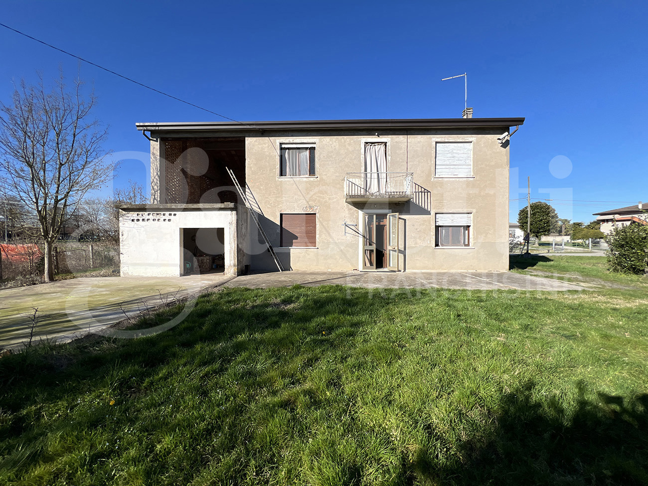 Villa con giardino a Arzergrande