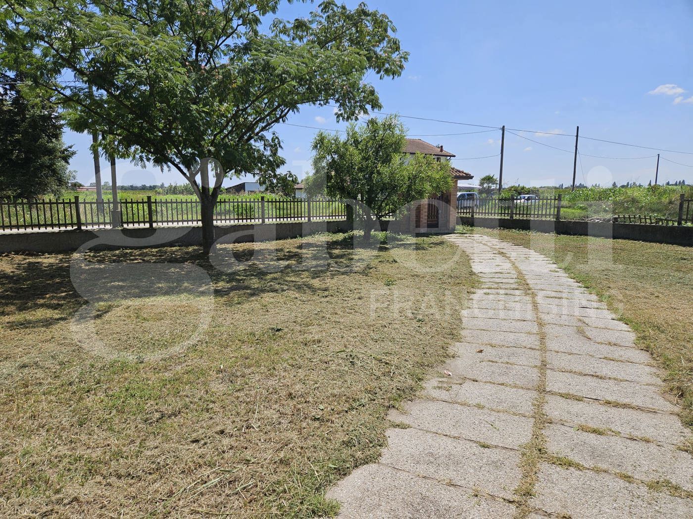 Villa con giardino a Mesola