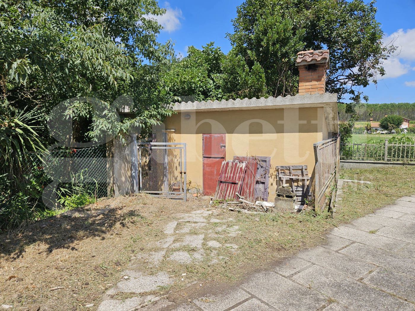 Villa con giardino a Mesola