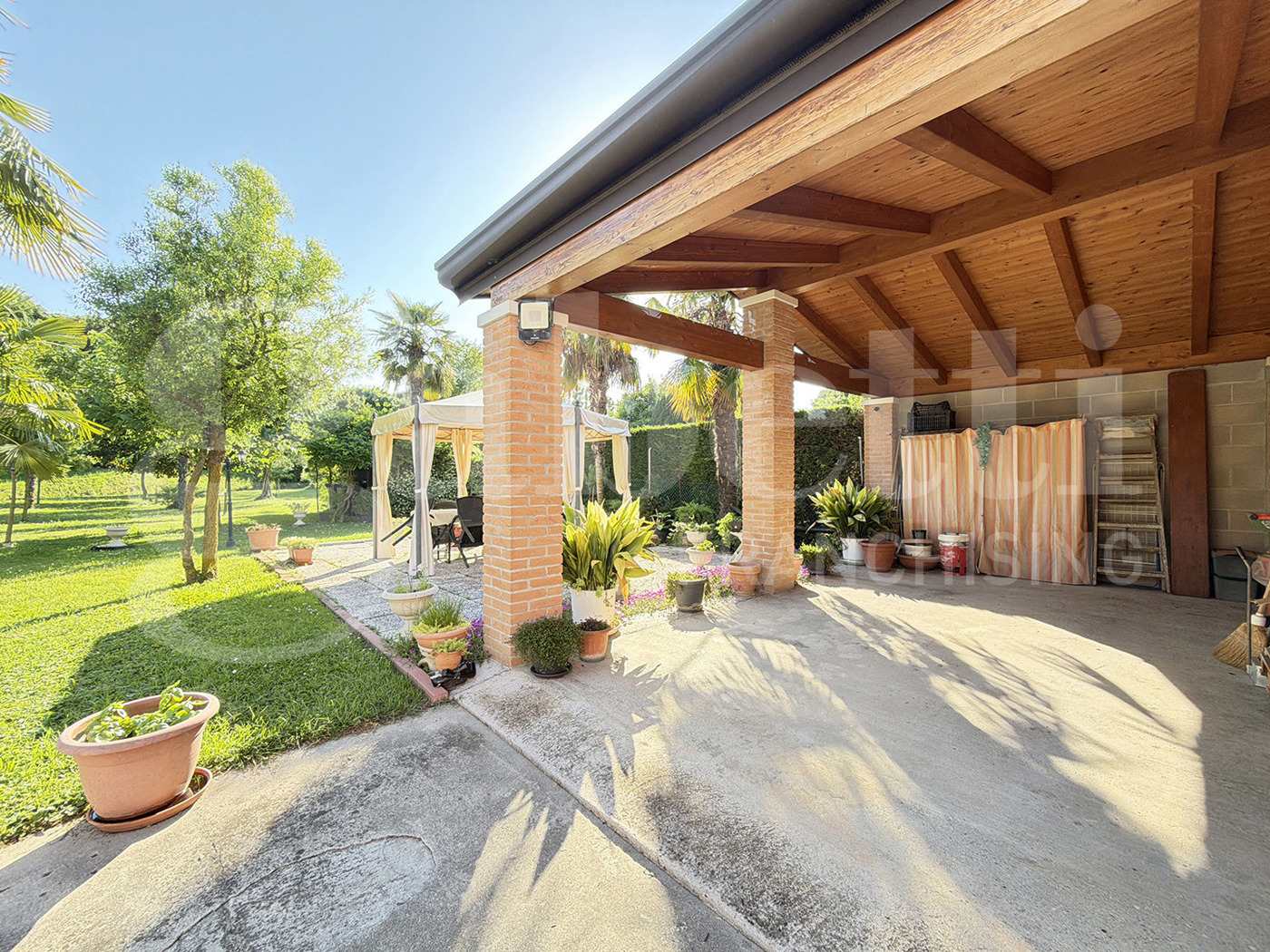 Villa Bifamiliare con giardino a Piove di Sacco