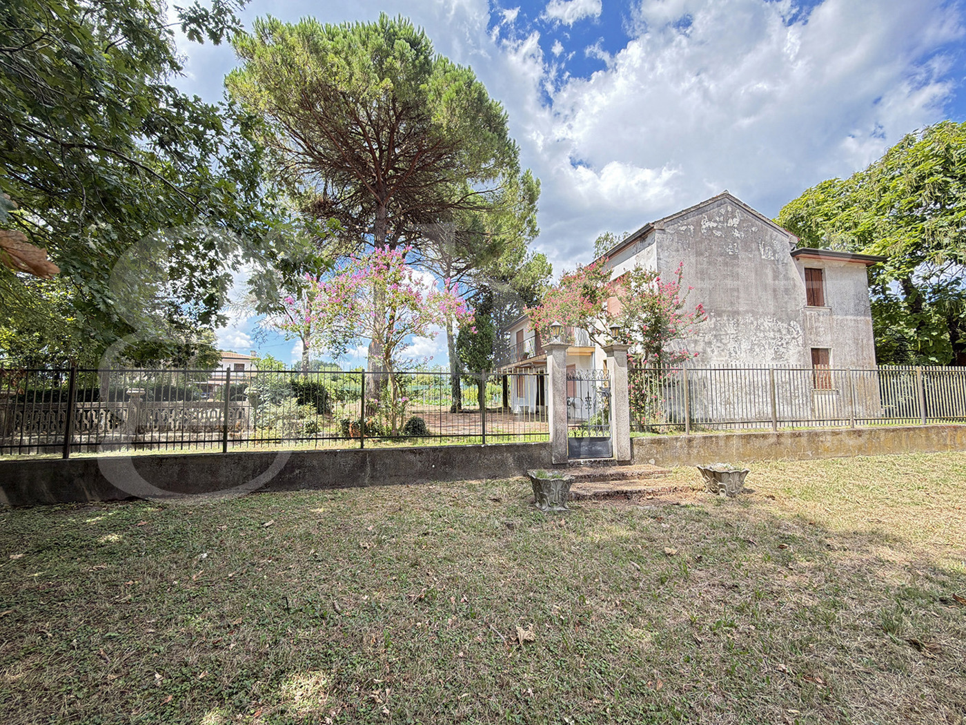 Villa in vendita a Correzzola
