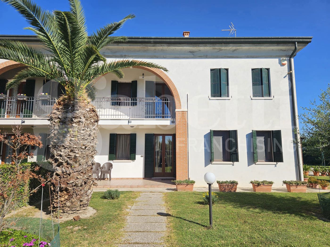 Villa Bifamiliare con giardino a Codevigo
