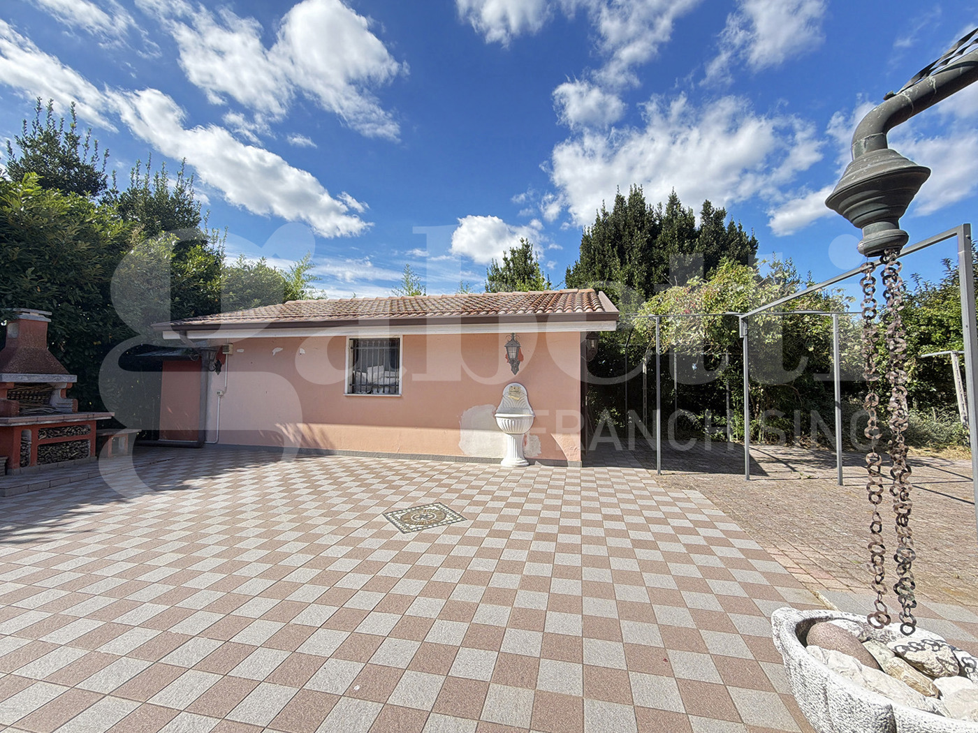 Villa in vendita a Correzzola