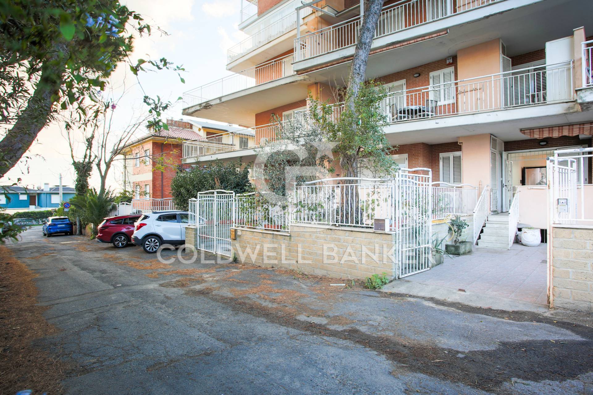 1 locale in vendita a Santa Marinella