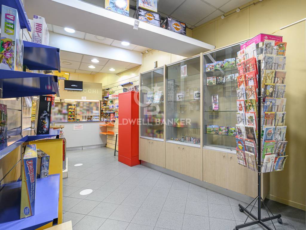 Tabaccheria in vendita a Civitavecchia