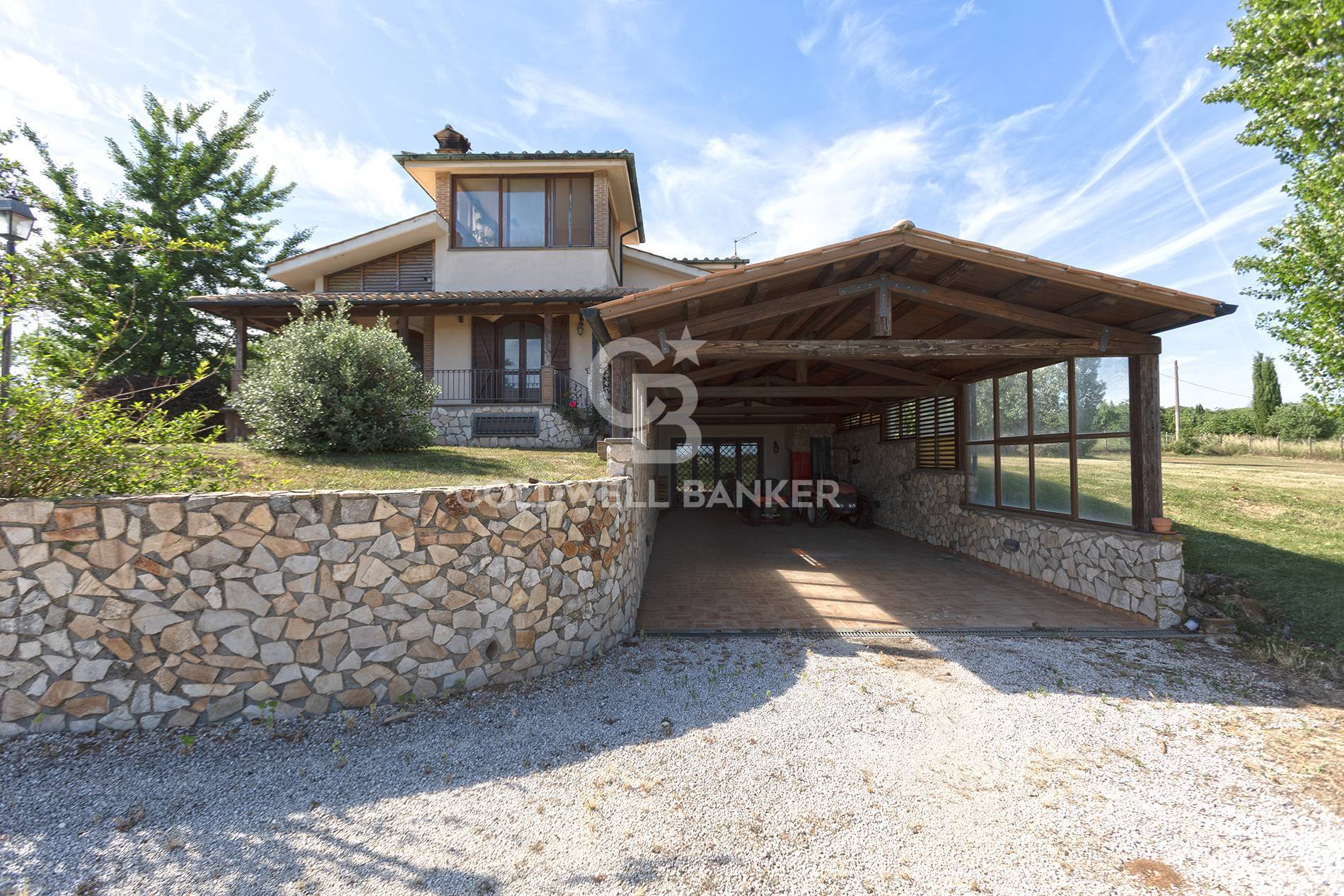 Villa in vendita a Manziana