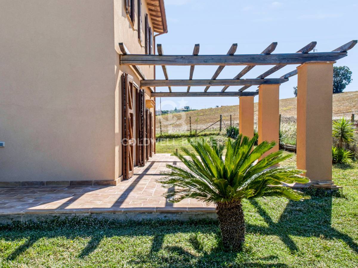 Villa in vendita a Tarquinia, Campagna -Roccaccia