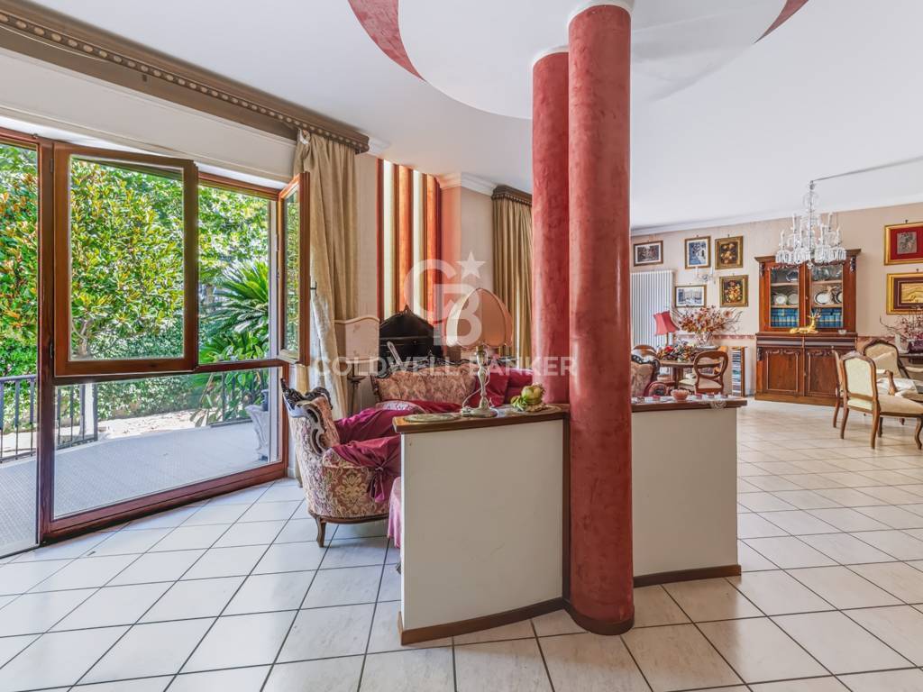 Villa bifamiliare in vendita a Santa Marinella, Maiorca