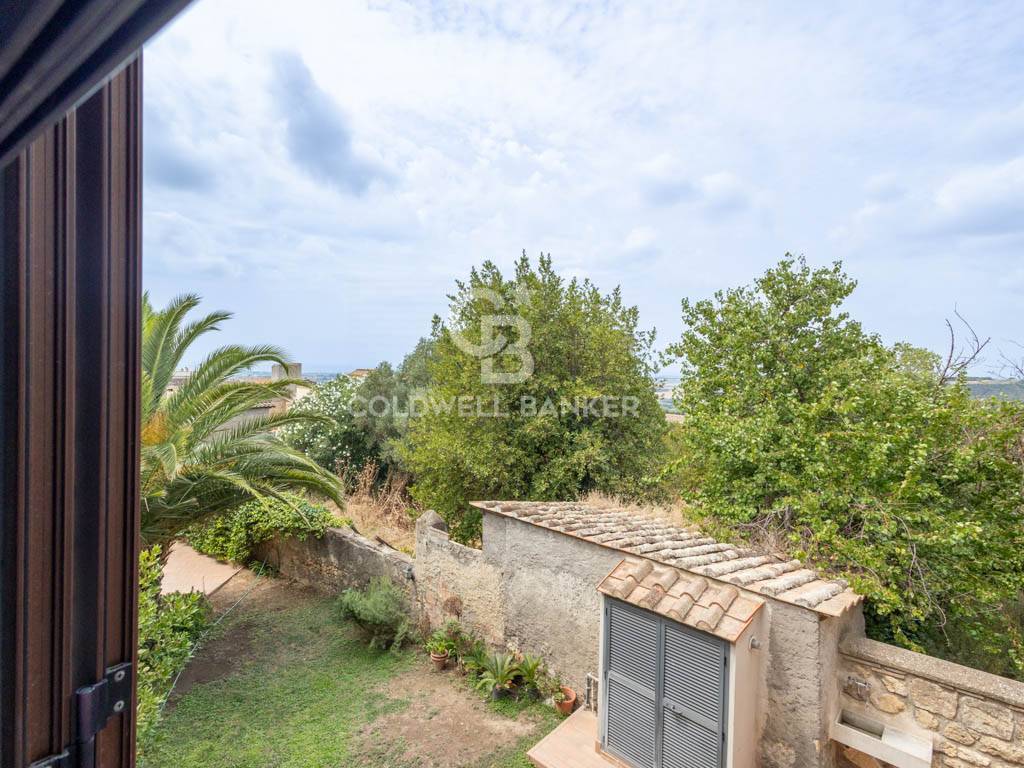Casa semi indipendente in vendita a Tarquinia, Centro Storico