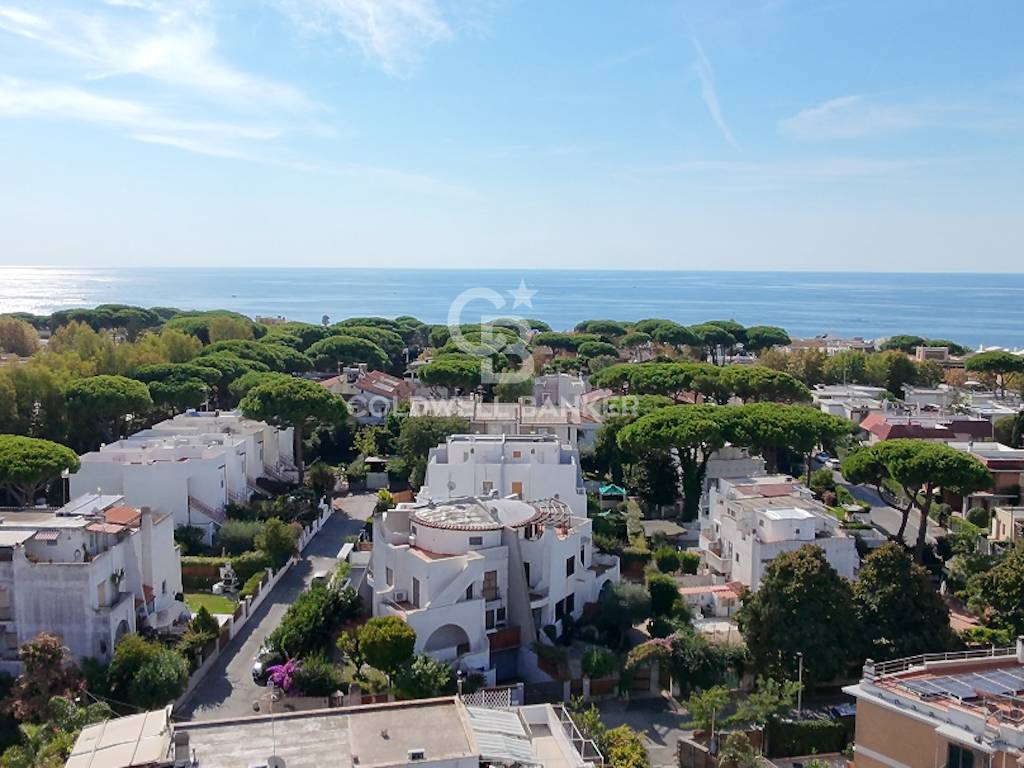 Villa in vendita a Santa Marinella, Capolinaro