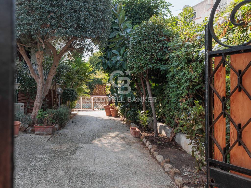 Villa in vendita a Santa Marinella, Capolinaro