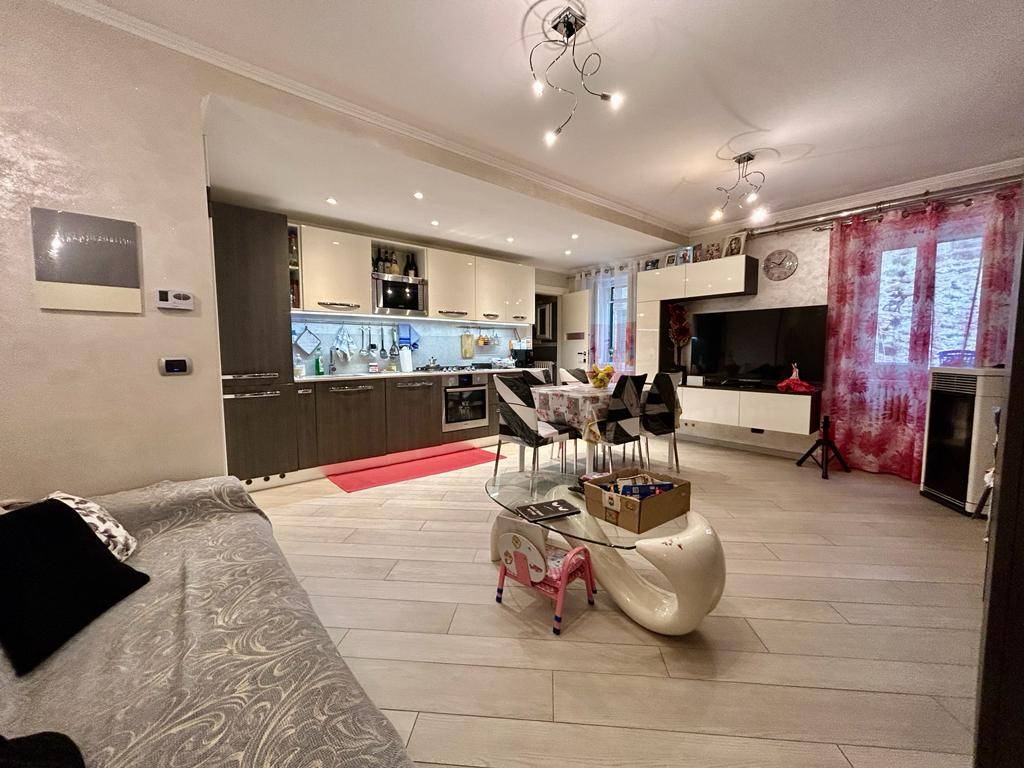 Appartamento in vendita a Isolabona