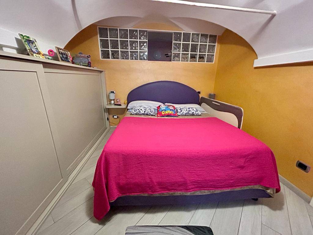 Appartamento in vendita a Isolabona