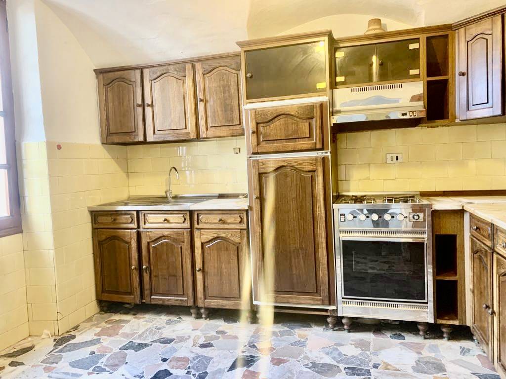 Appartamento in vendita a Dolceacqua