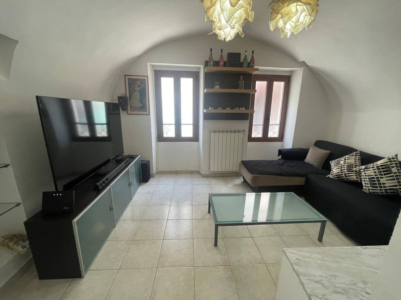 Appartamento in vendita a Isolabona