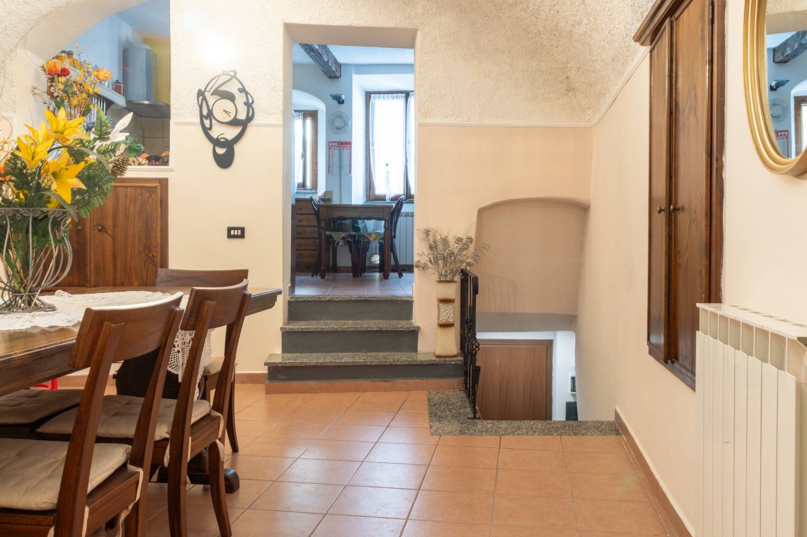 Abitazioni tipiche storiche in vendita a Pigna