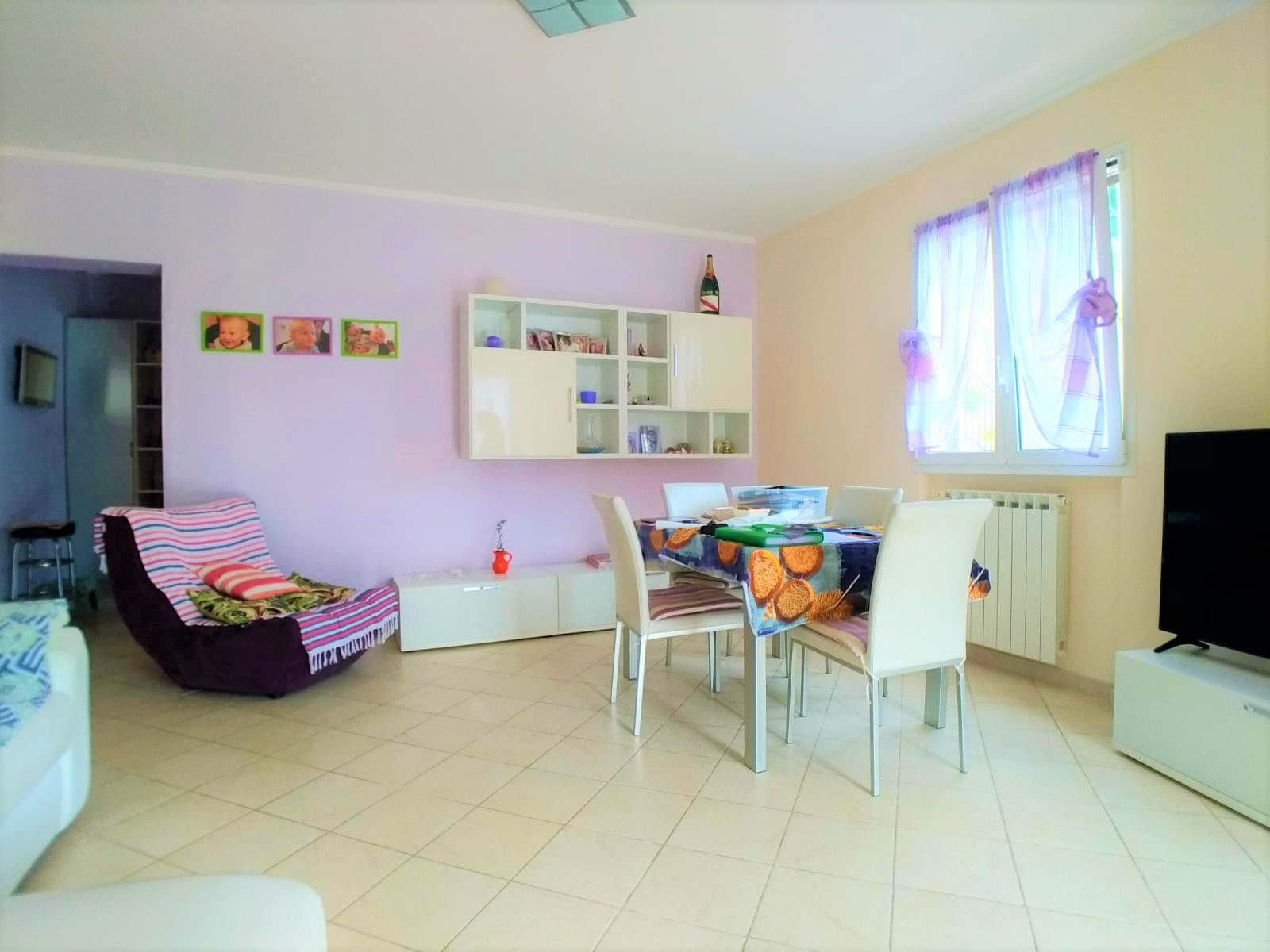 Villa bifamiliare in vendita a Camporosso