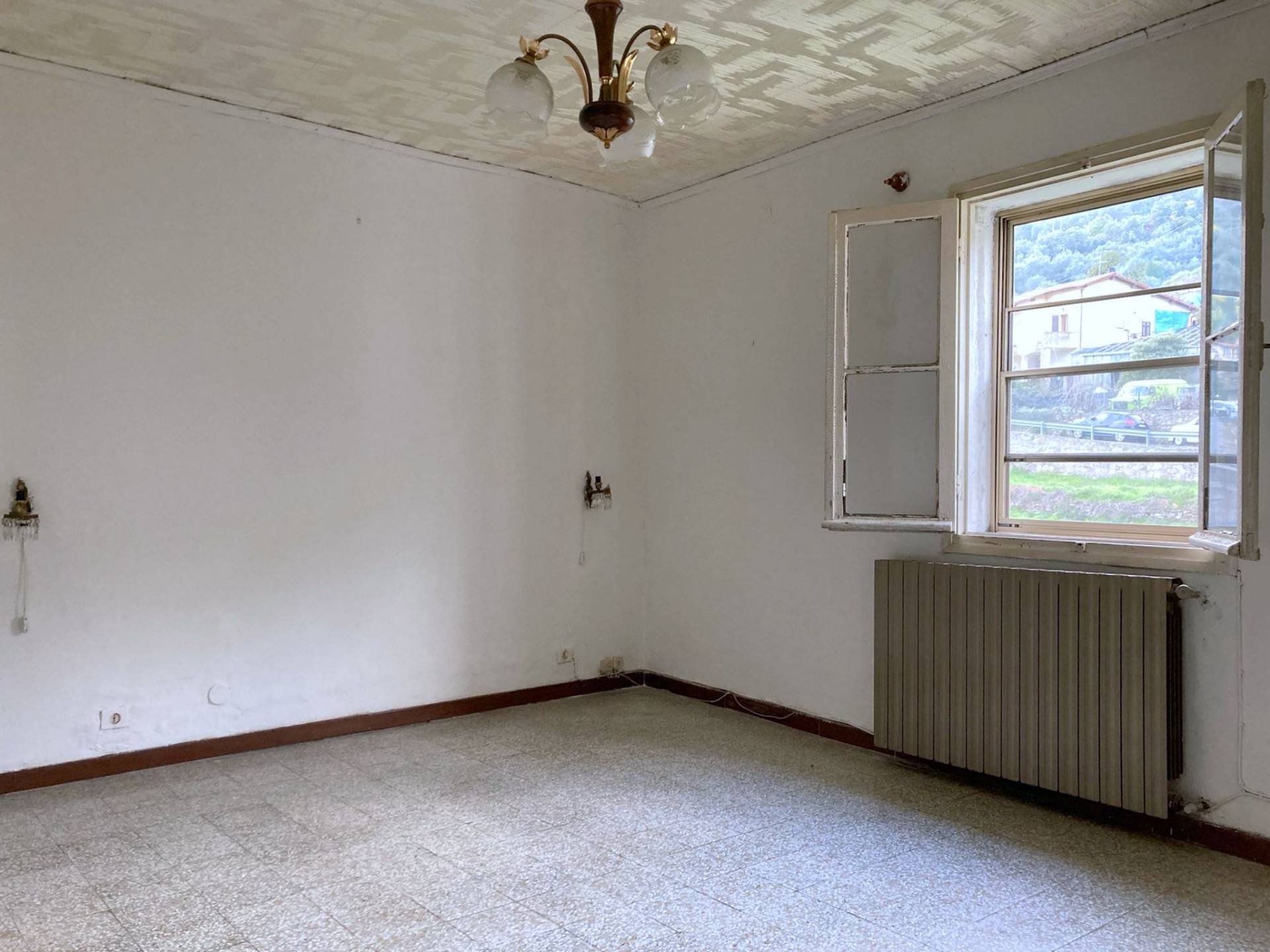 Abitazioni tipiche storiche in vendita a Dolceacqua