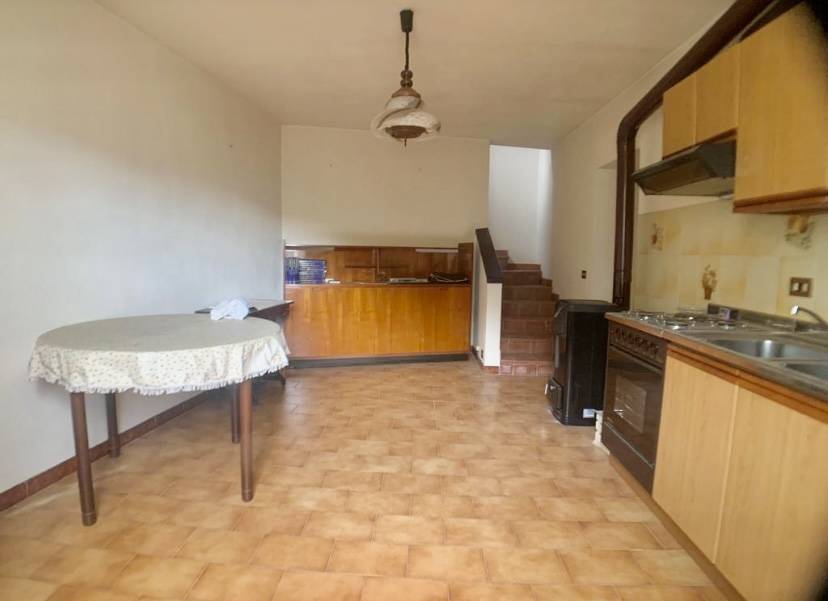 Appartamento in vendita a Castel Vittorio