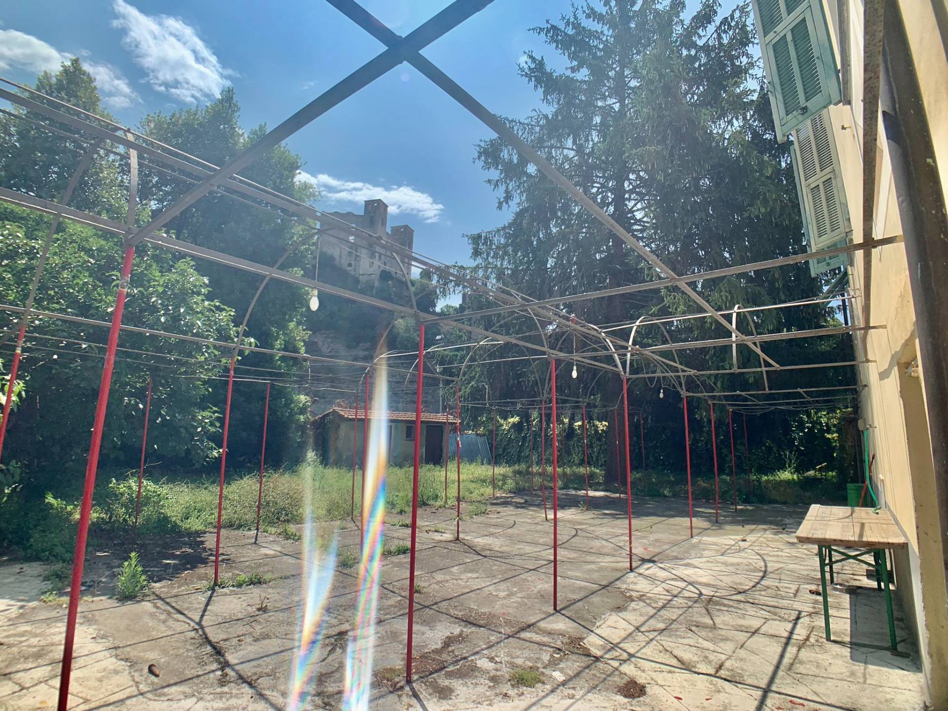 Palazzo intero stabile in vendita a Dolceacqua