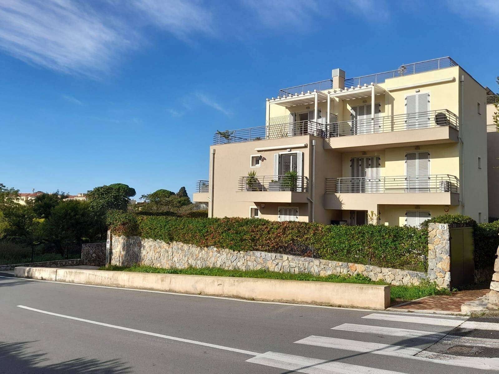 Appartamento in vendita a Bordighera