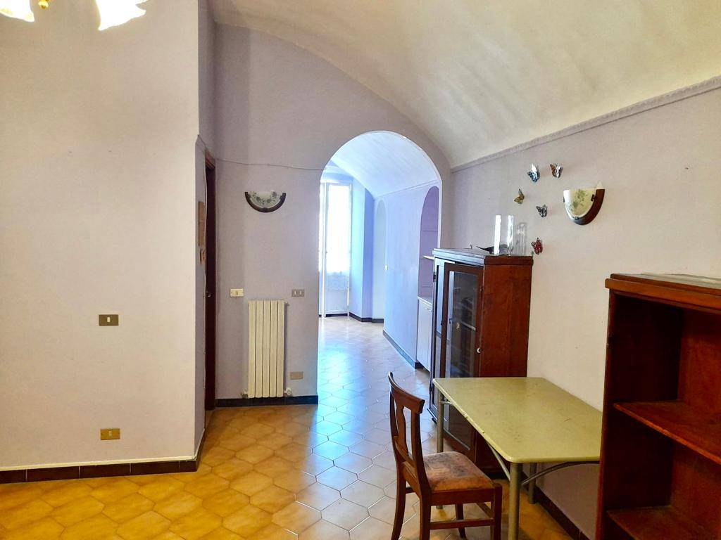 Appartamento in vendita a Dolceacqua