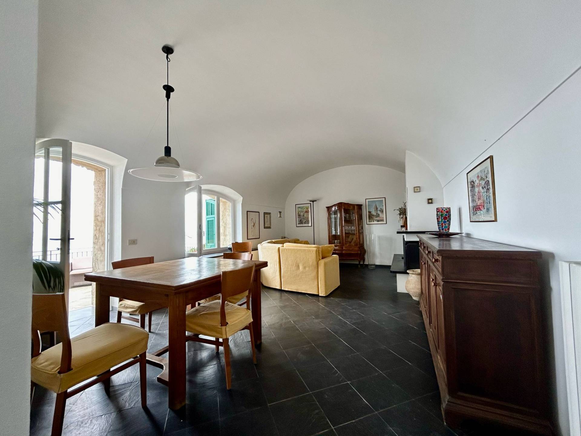 Casa indipendente in vendita a Ventimiglia, Ville