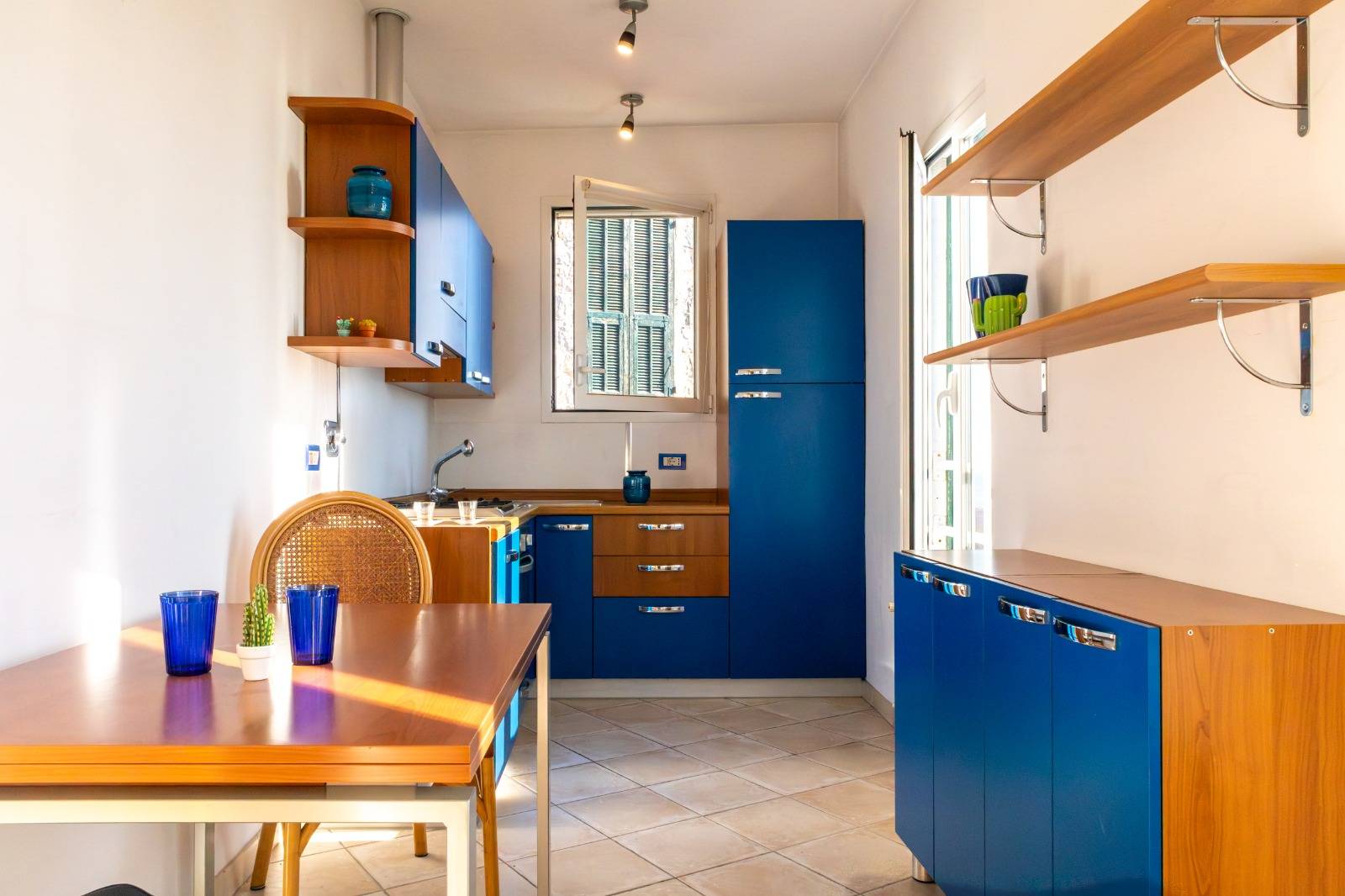 Appartamento in vendita a Ventimiglia, Mortola Inferiore e Superiore