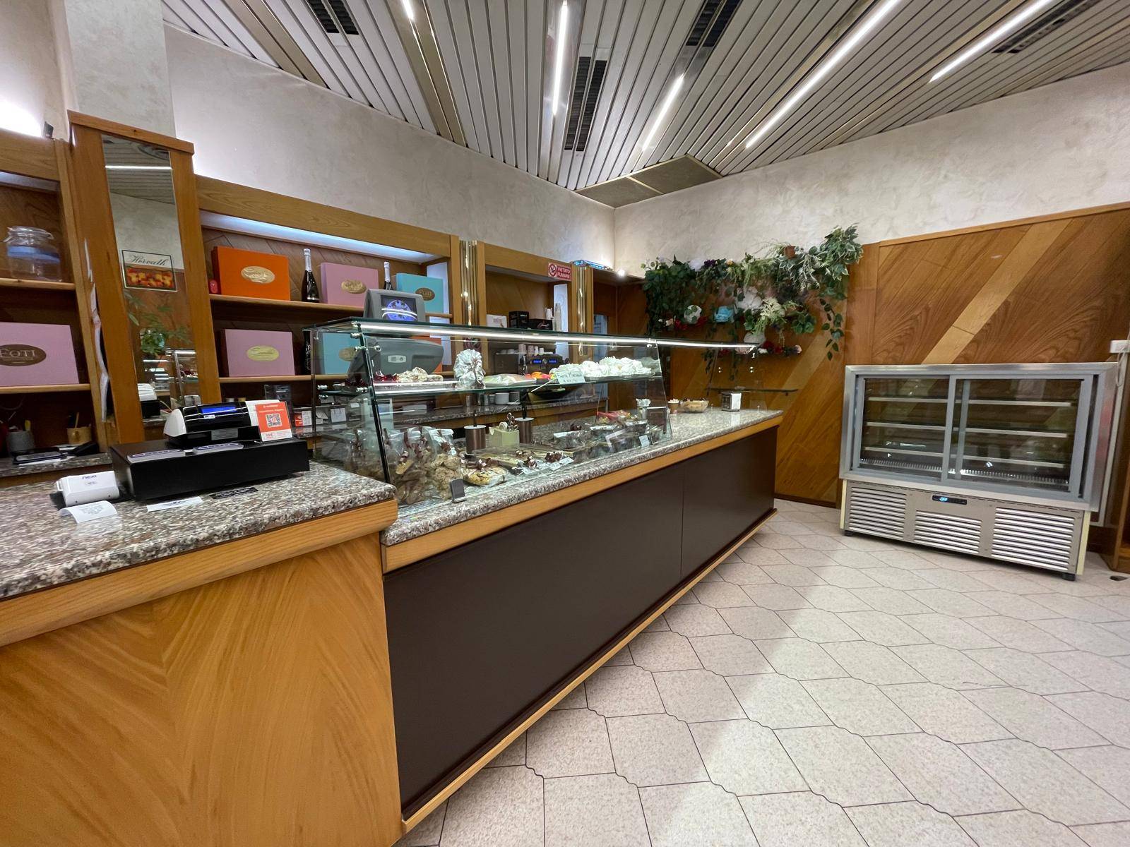 Attivit commerciale in vendita a Vallecrosia