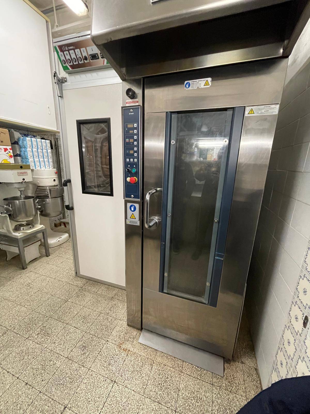 Attivit commerciale in vendita a Vallecrosia