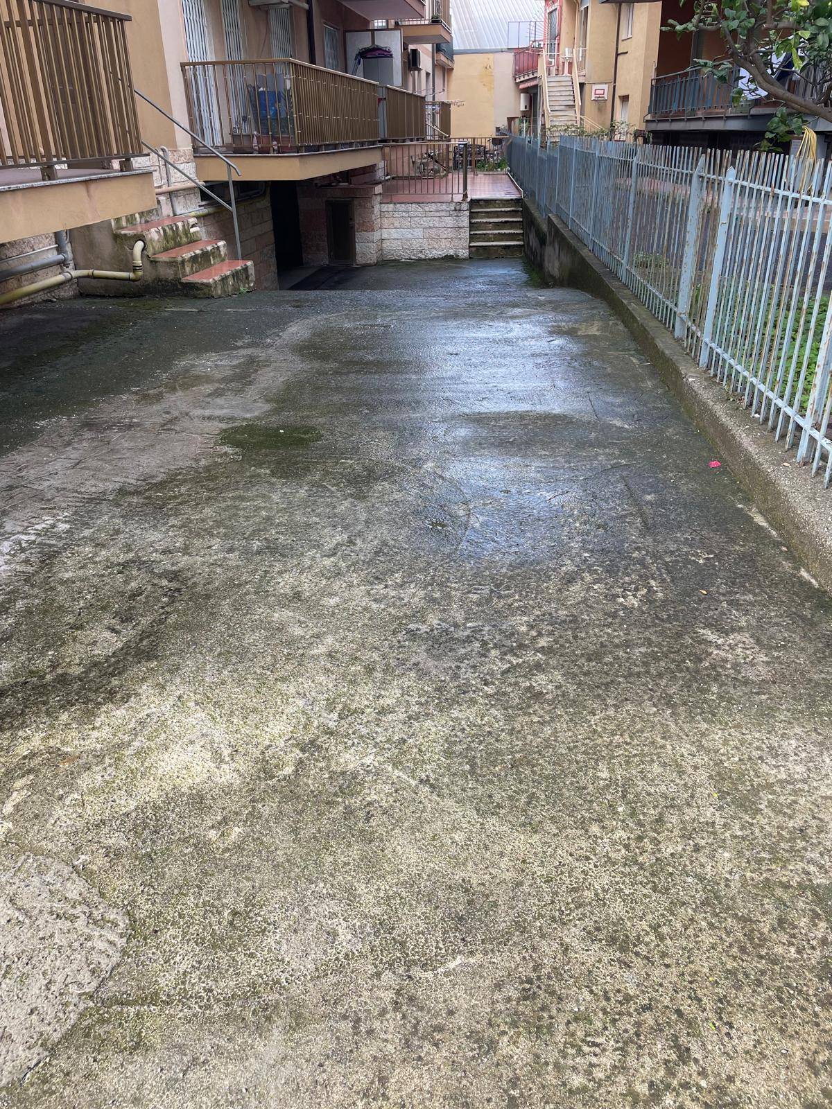 Box in vendita a Vallecrosia