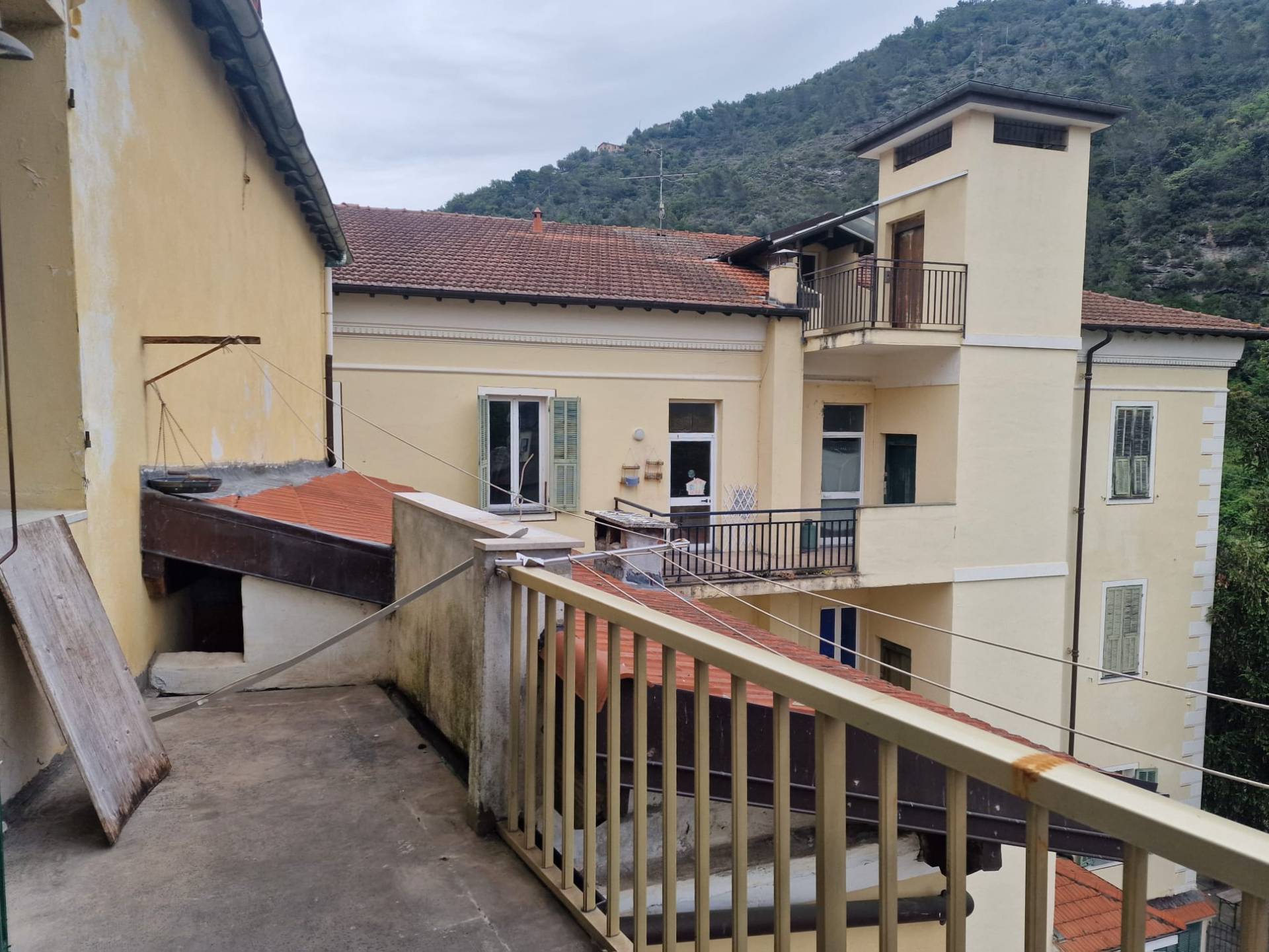 Appartamento in vendita a Dolceacqua