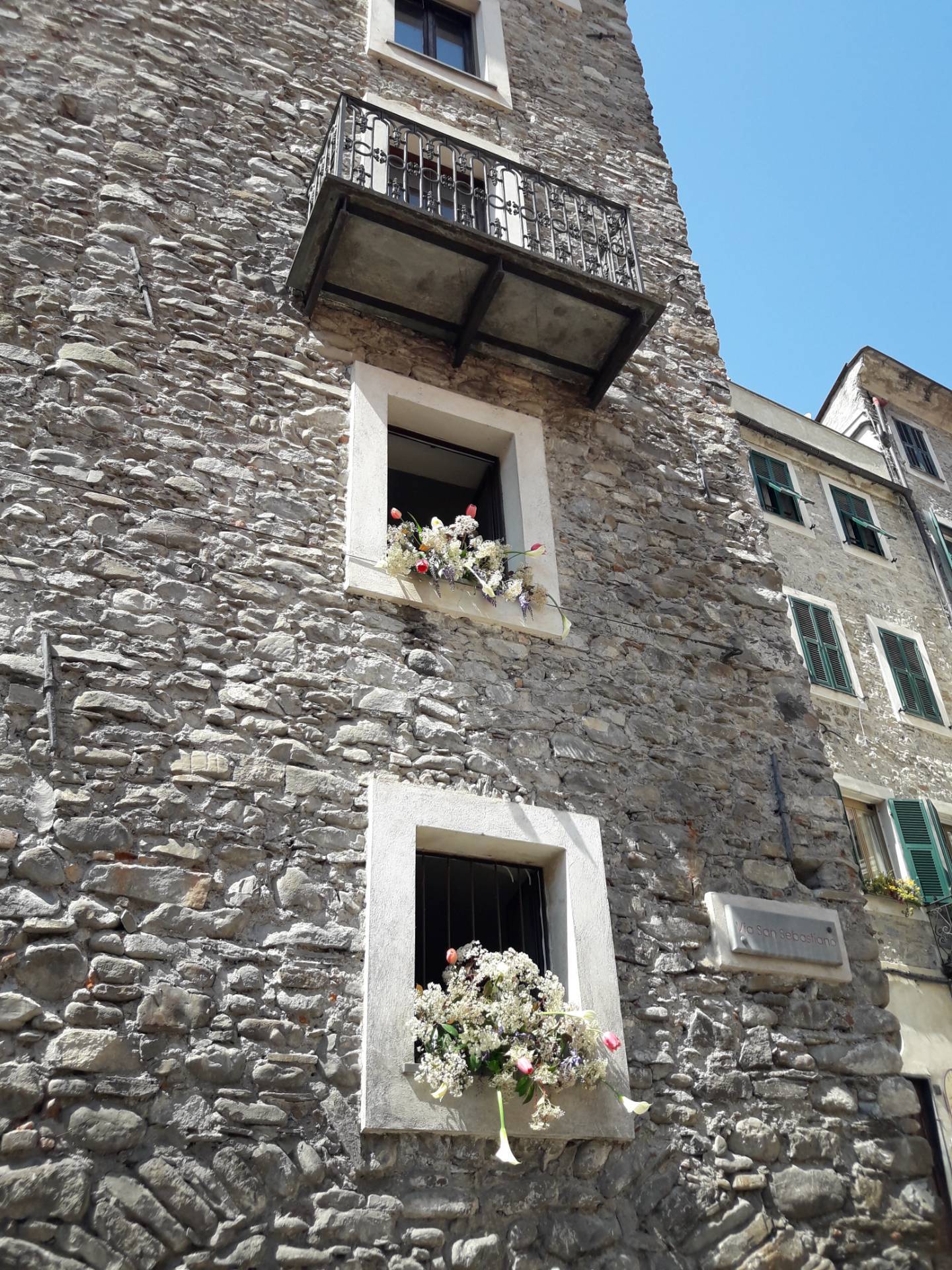Abitazioni tipiche storiche in vendita a Dolceacqua
