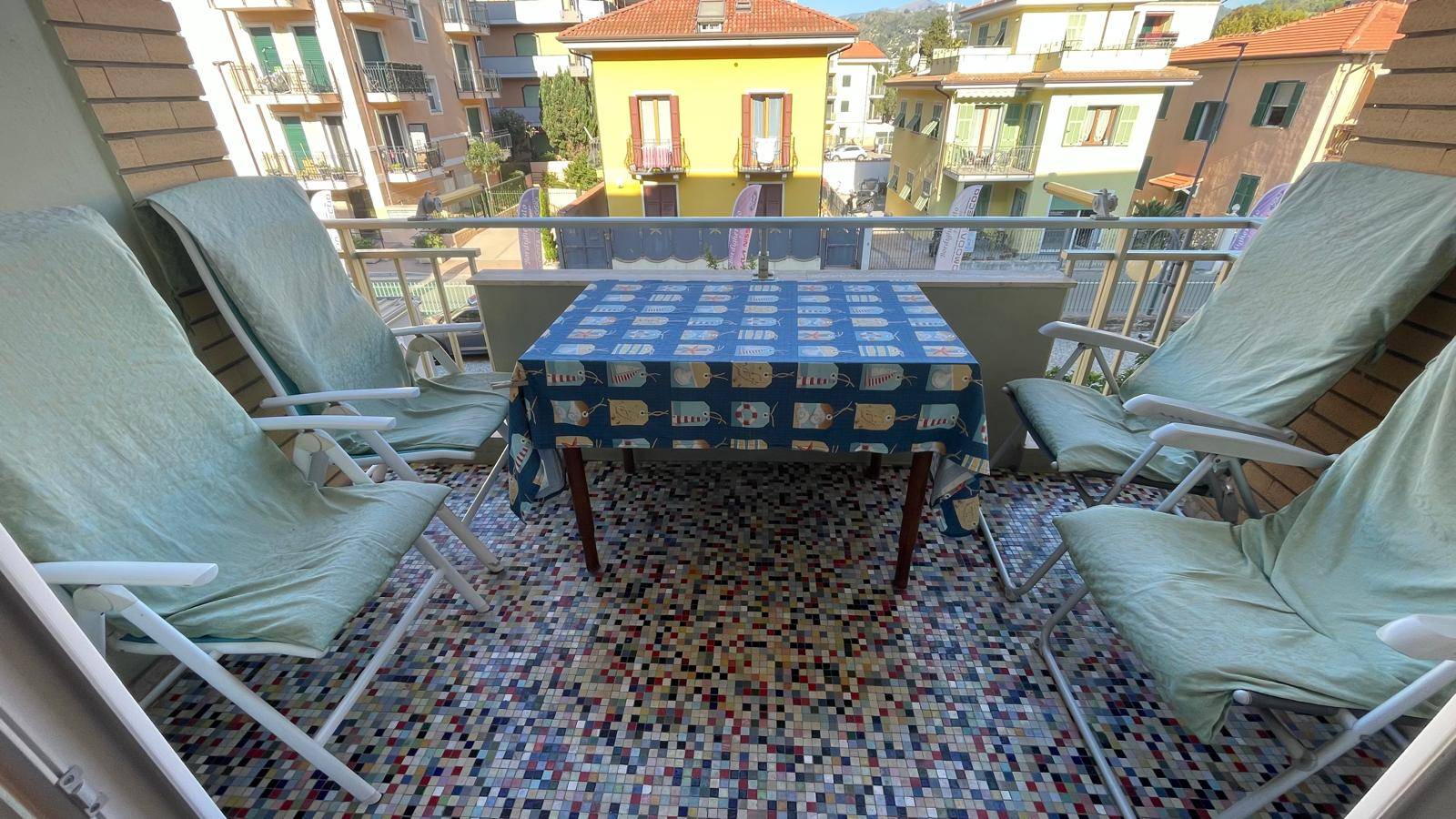 Appartamento in vendita a Bordighera
