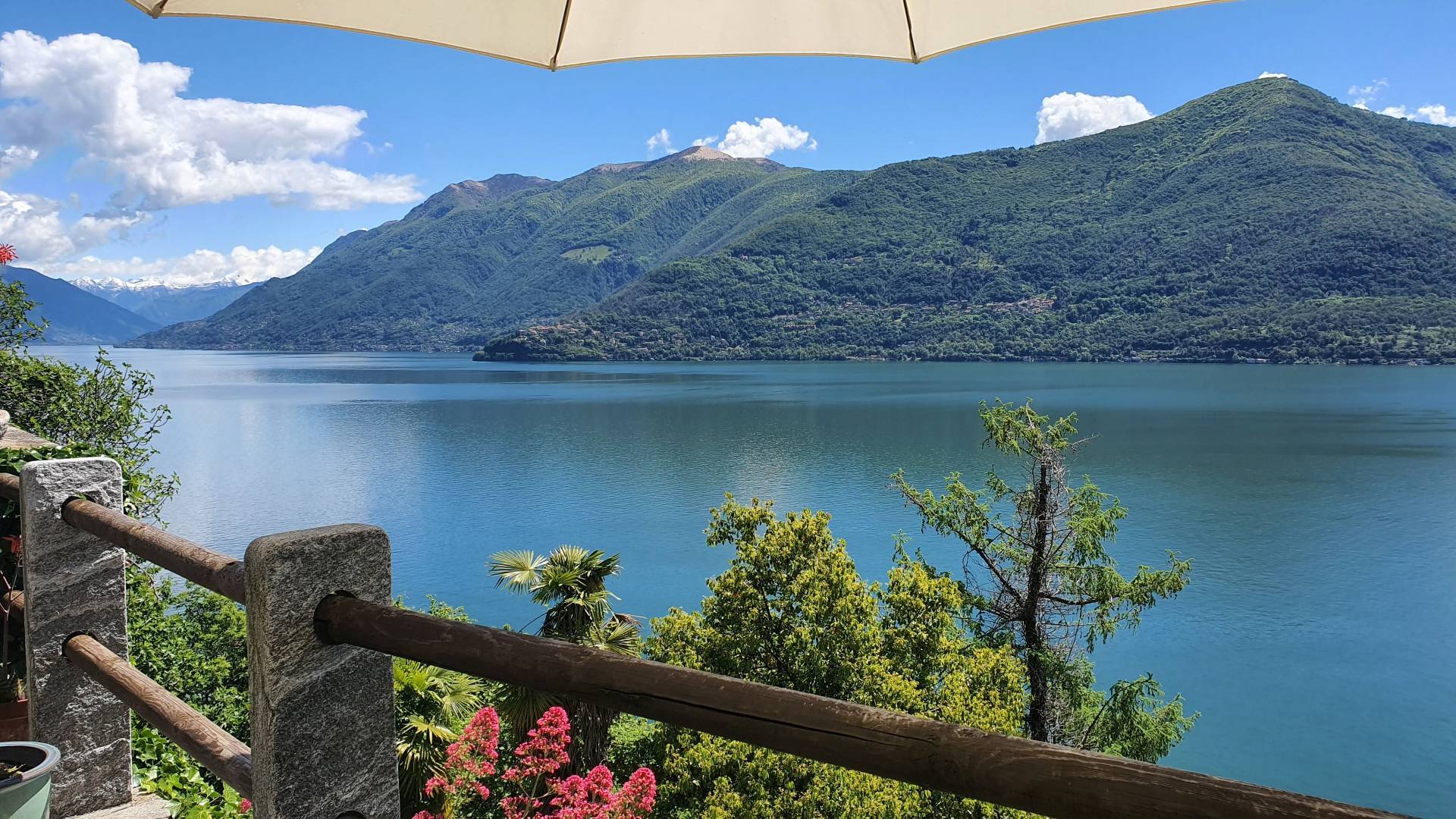 Casa indipendente vista lago, Cannobio s.bartolomeo