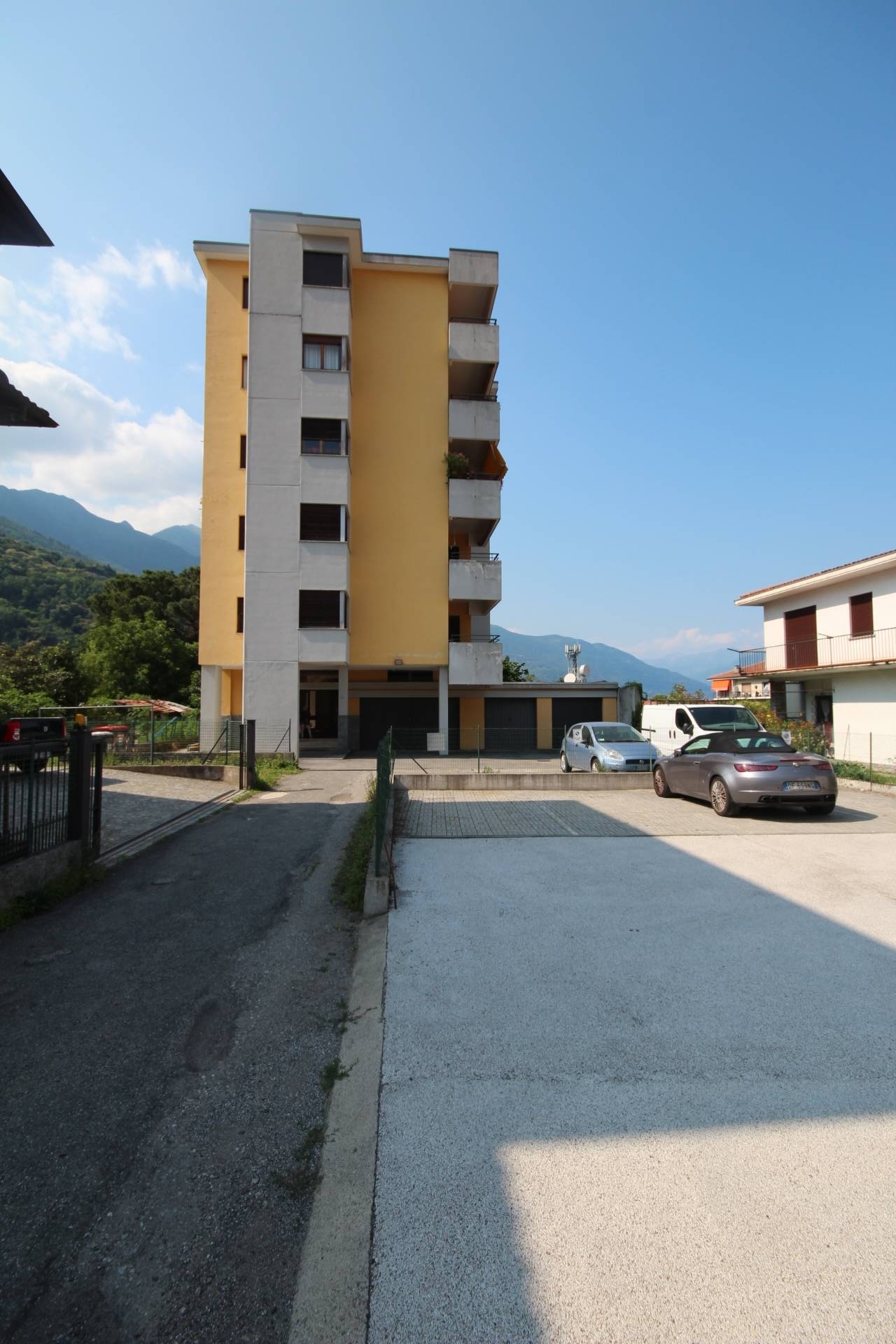 appartamento trilocale in affitto a Cannobio