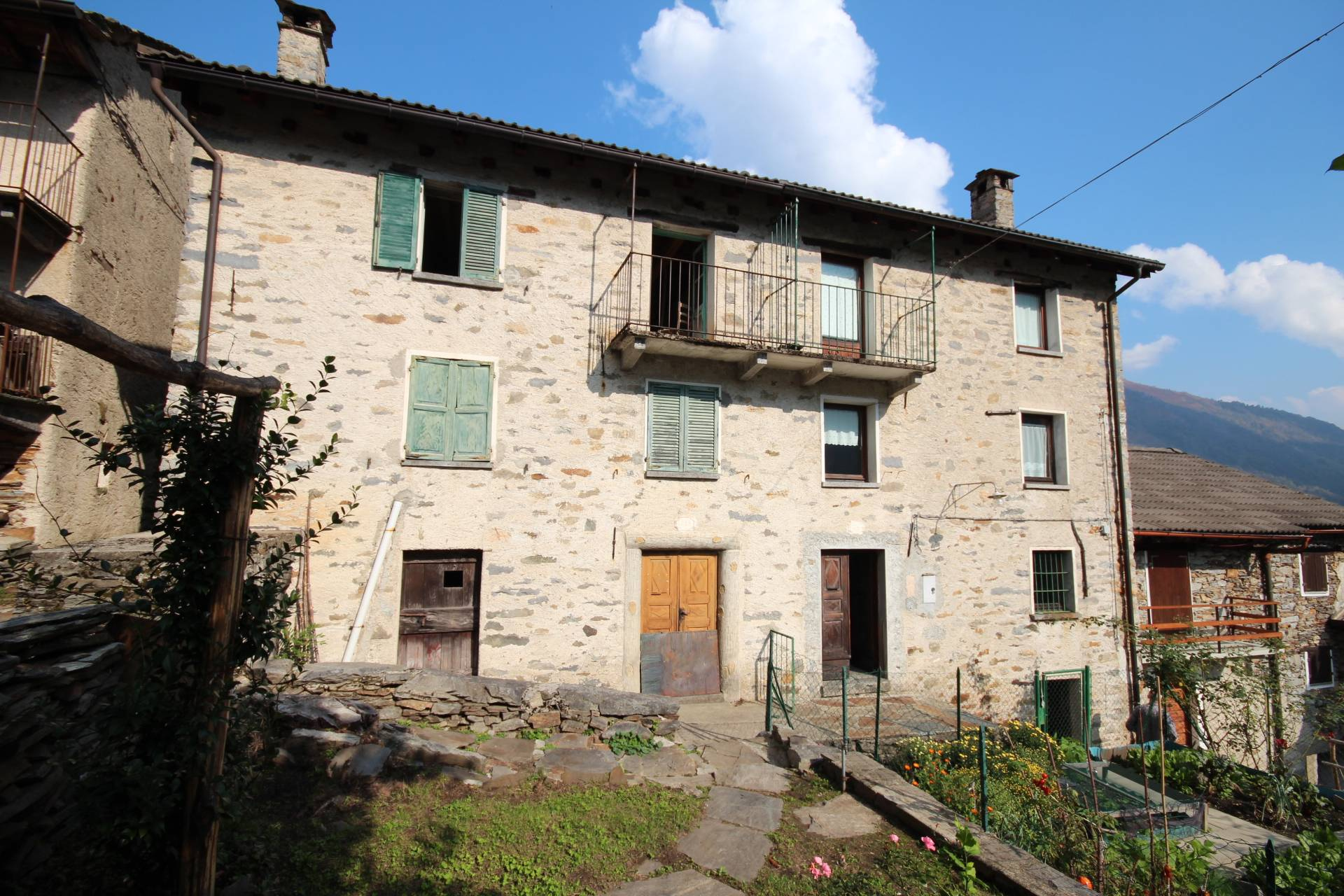 Casa in vendita a Valle Cannobina