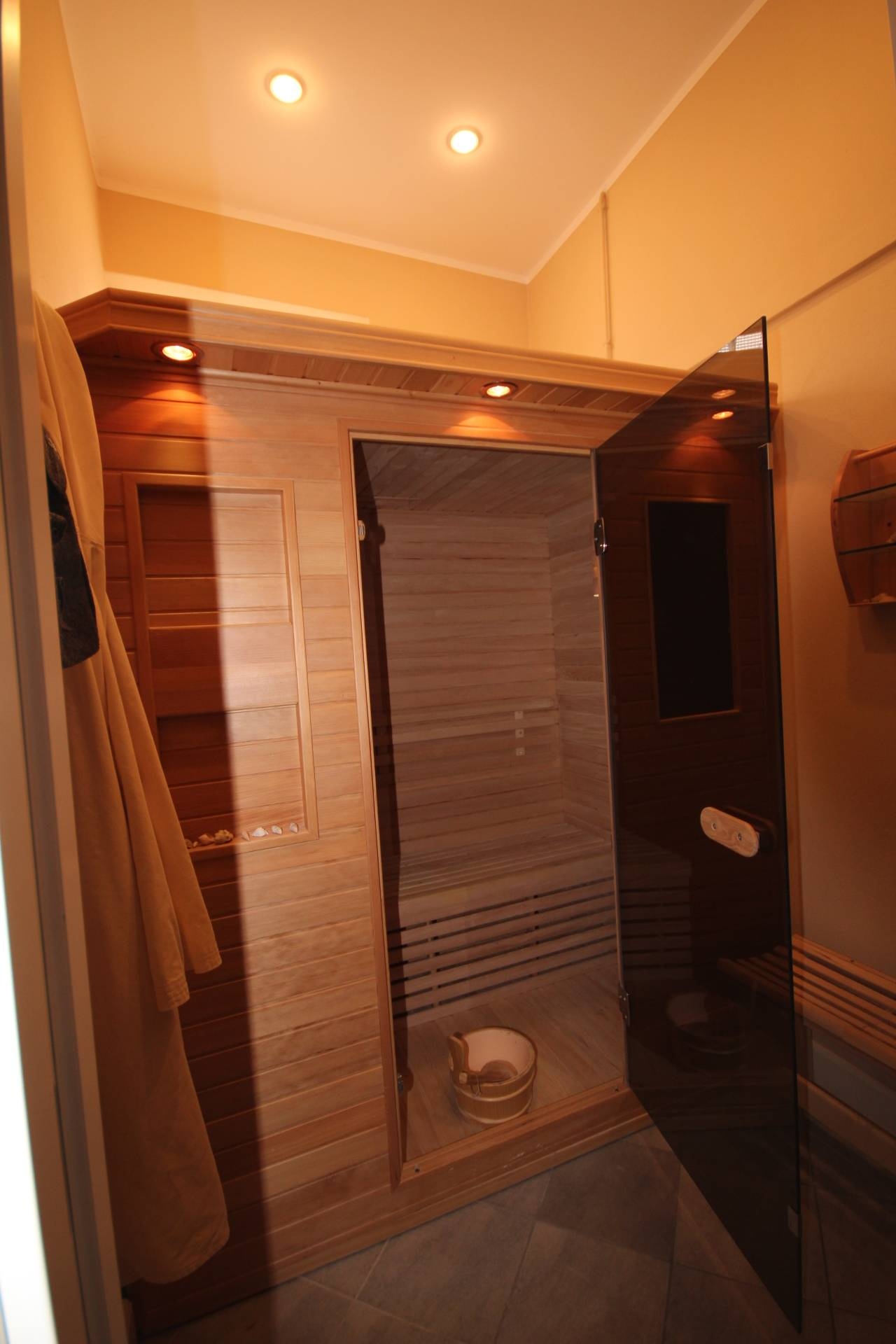 Villa in vendita a Cannobio, Traffiume