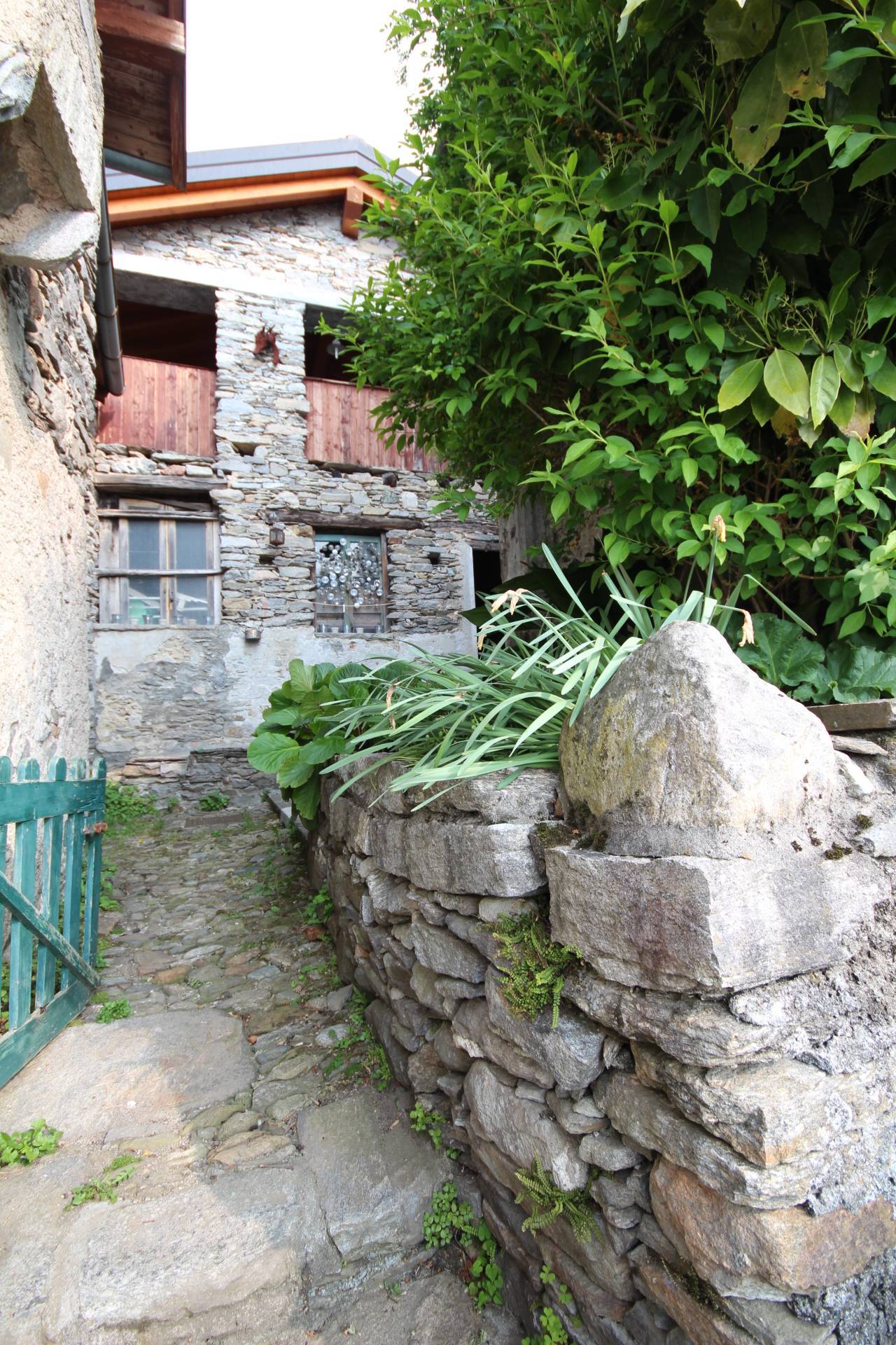 Rustico in vendita a Oggebbio, Piazza